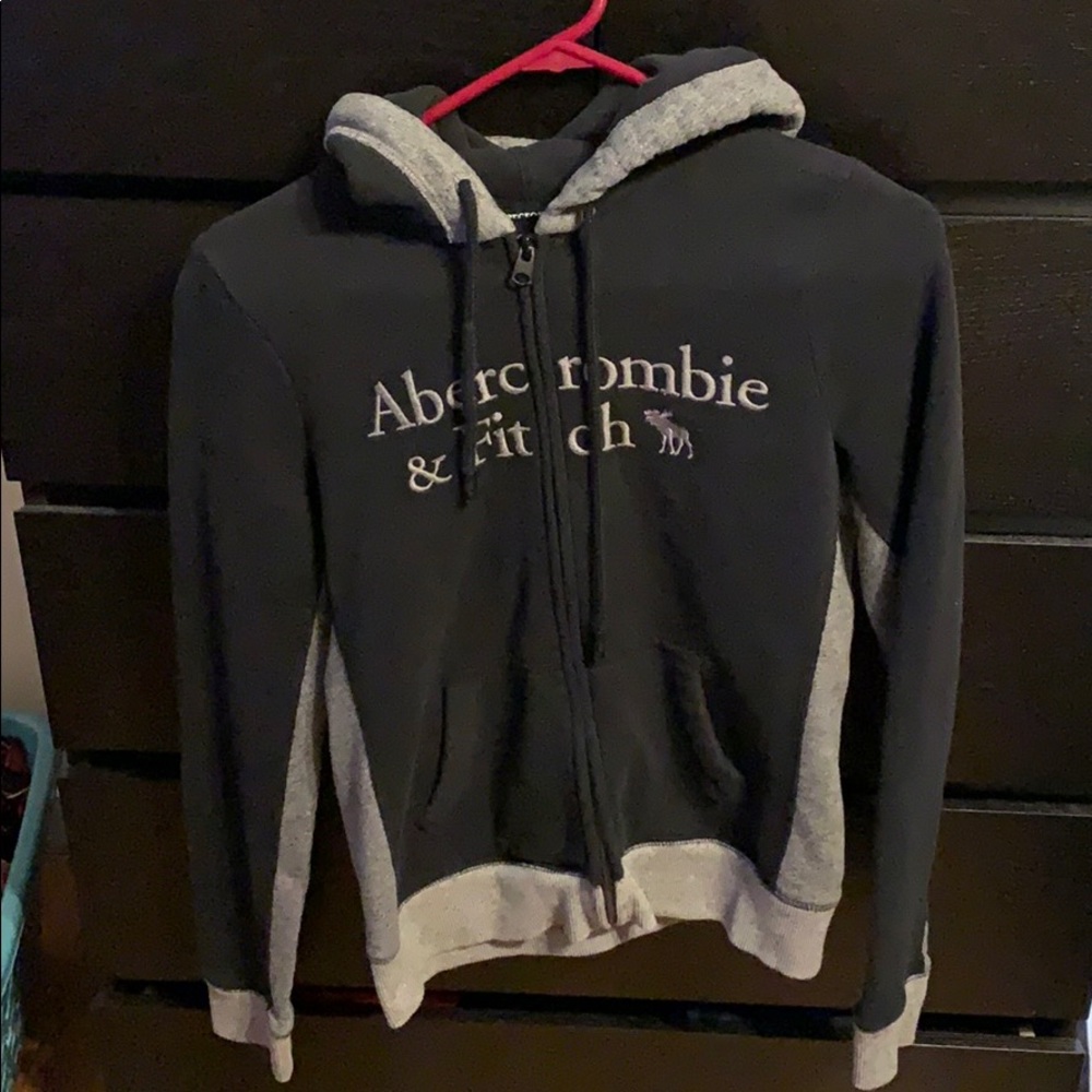 Black and grey Abercrombie hoodie